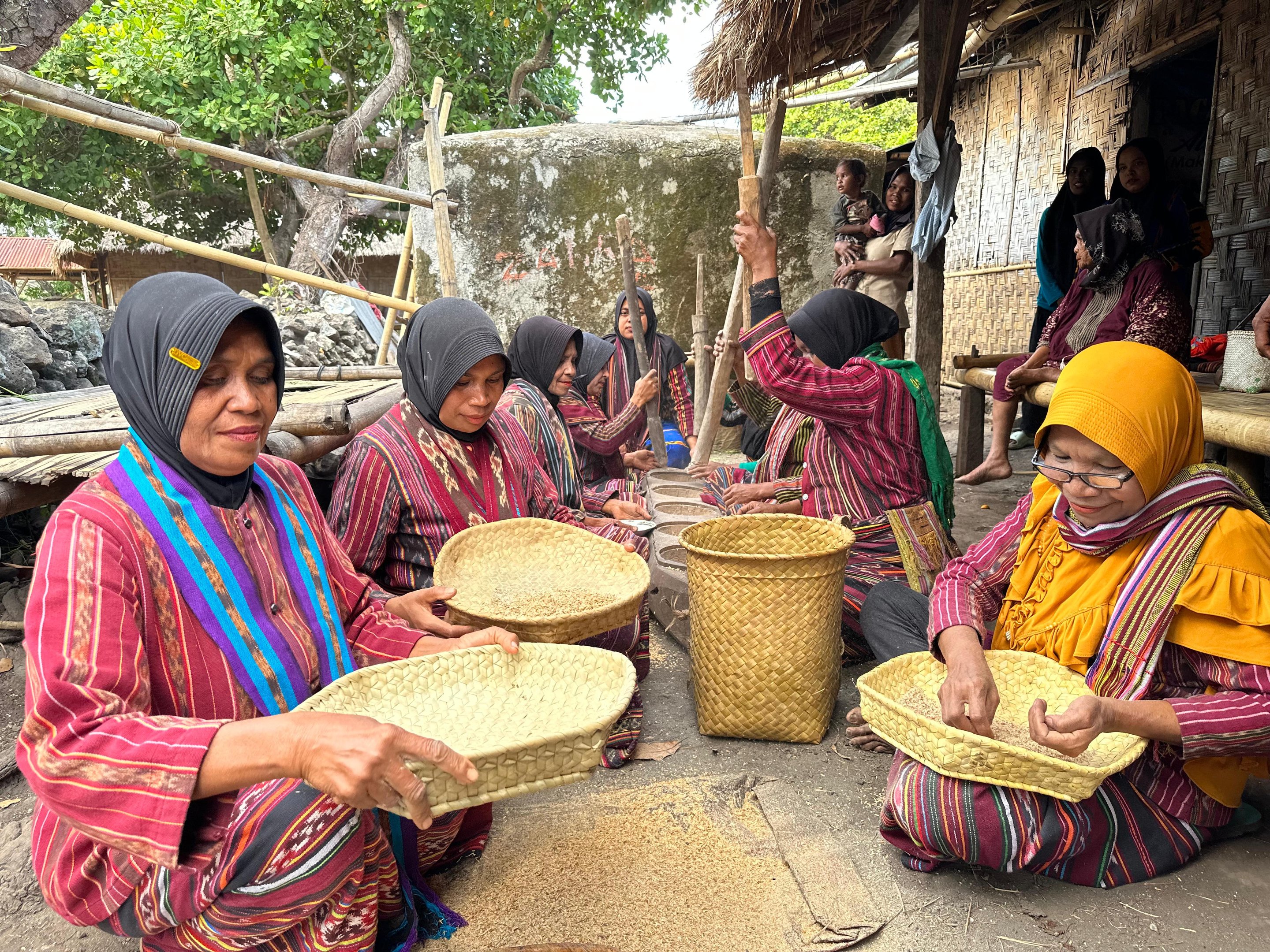 Bampalola Tribe Village